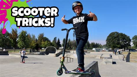 Skatepark: Scooter Tricks .